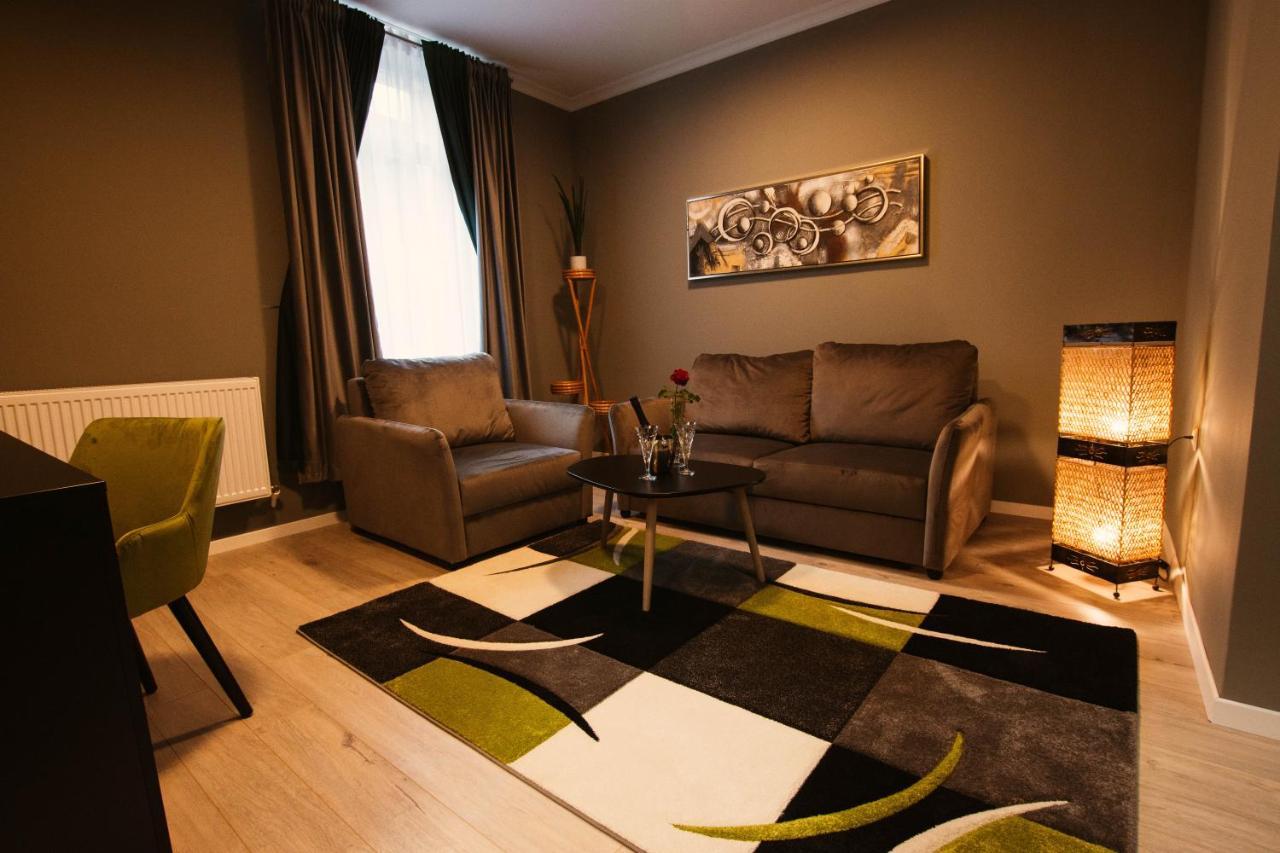 Resita Residence Sauna Apartment Buitenkant foto